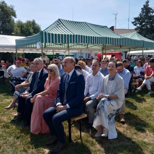 Zaproszeni na uroczystość goście