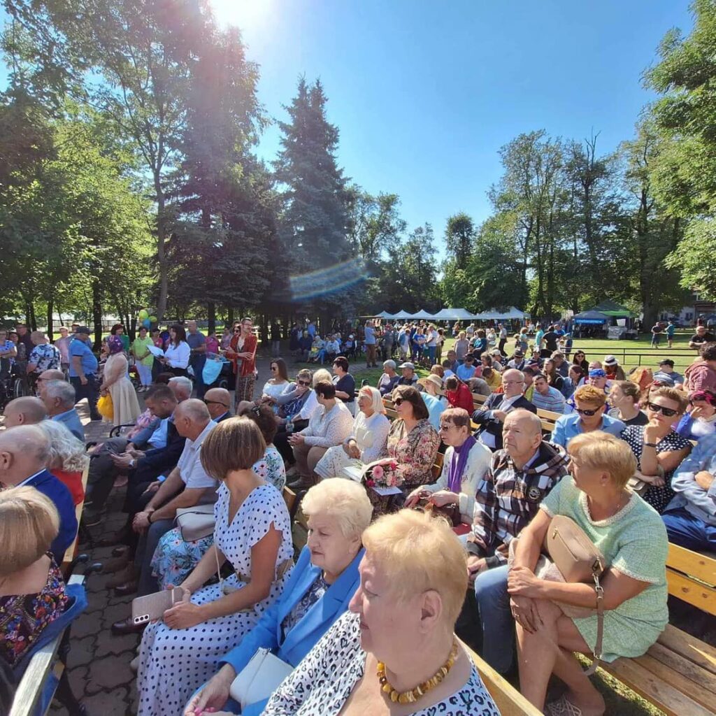 Goście biorący udział w jubileuszu