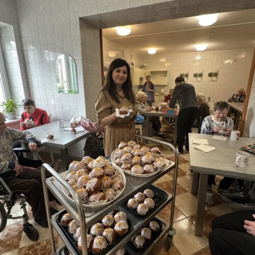 Pączki przywiezione dla mieszkańców