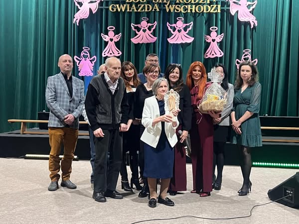 Mieszkańcy DPS z prezentem