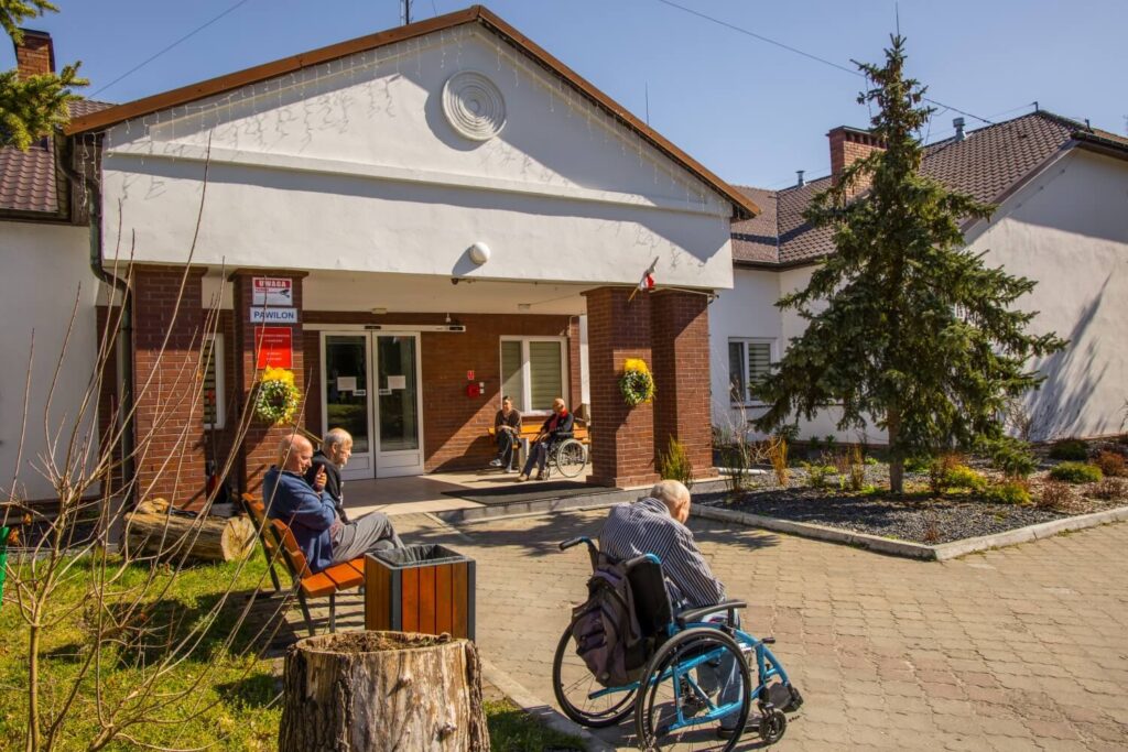 Budynek pawilonu od przodu