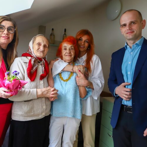 Dyrektor i mieszkanki DPS